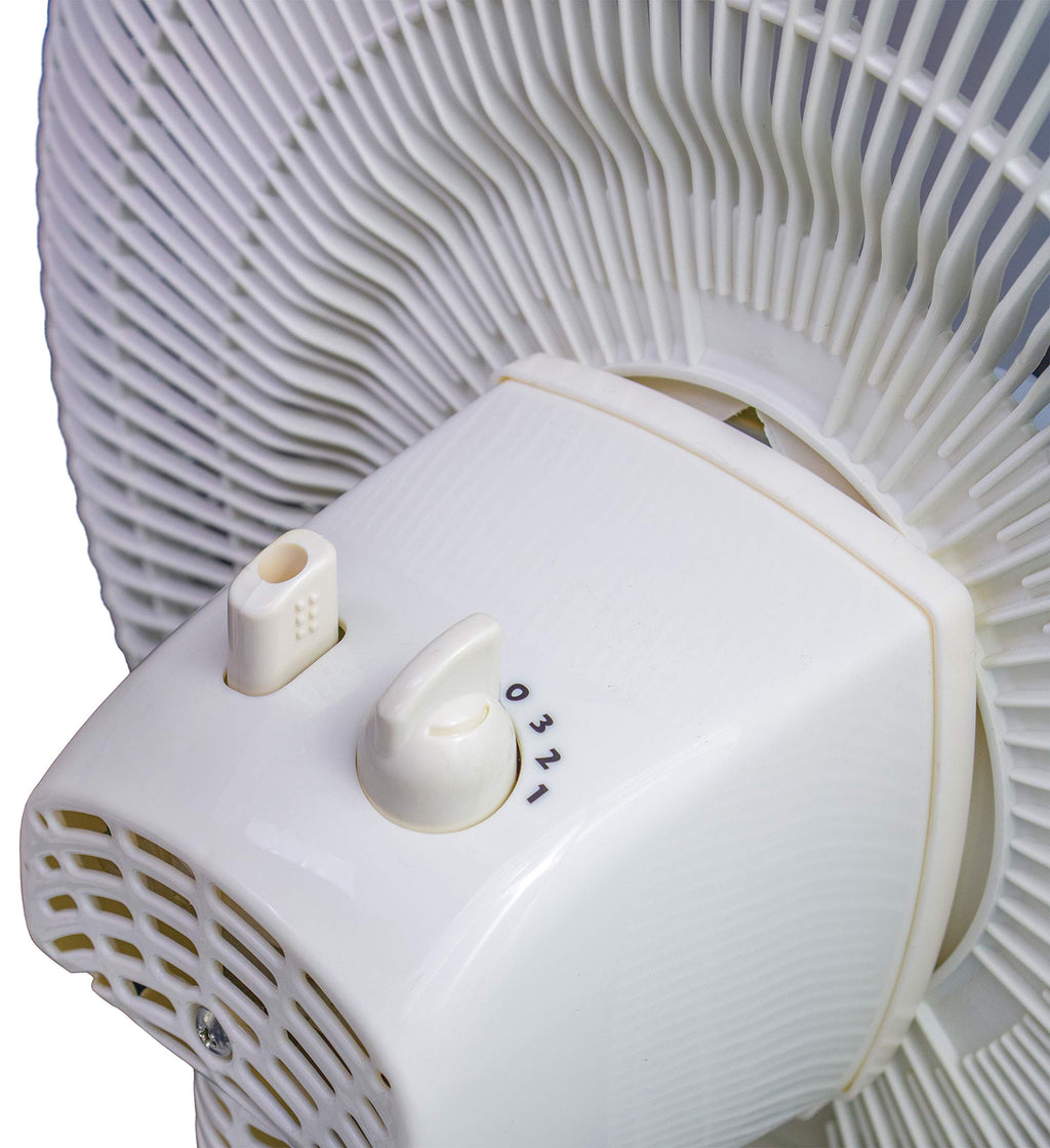 18-Inch 3-Speed Oscillating Pedestal Fan T962