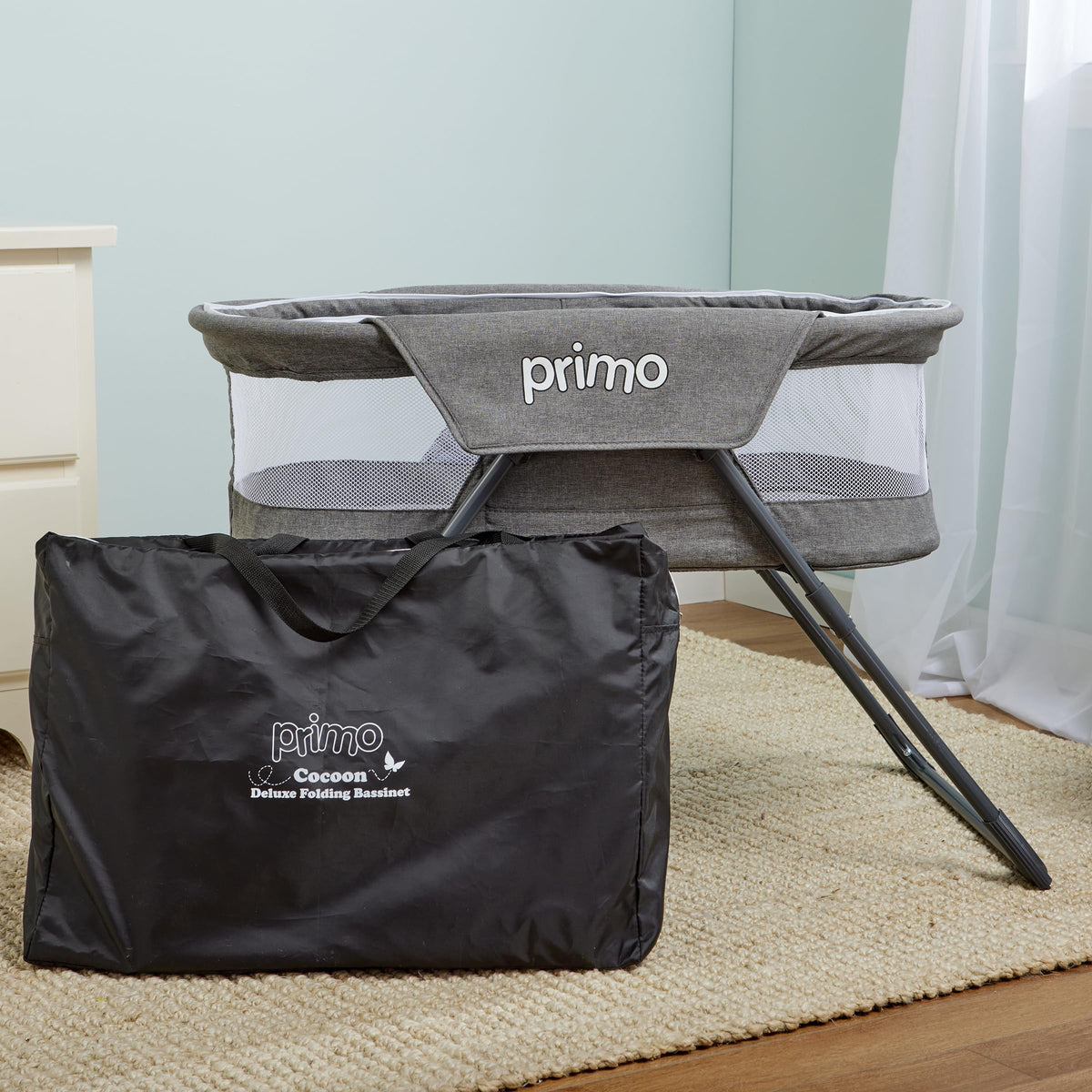 Lightweight Folding Travel Bassinet with Mesh Canopy and Carrying Tote Bag J81615